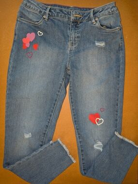 Calvin Klein Jeans Blue Ankle Cropped Heart-Appliqué Jeans